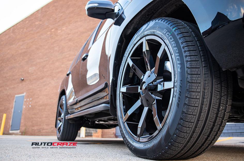 TOYOTA LANDCRUSIER SLIDE GLOSS BLACK